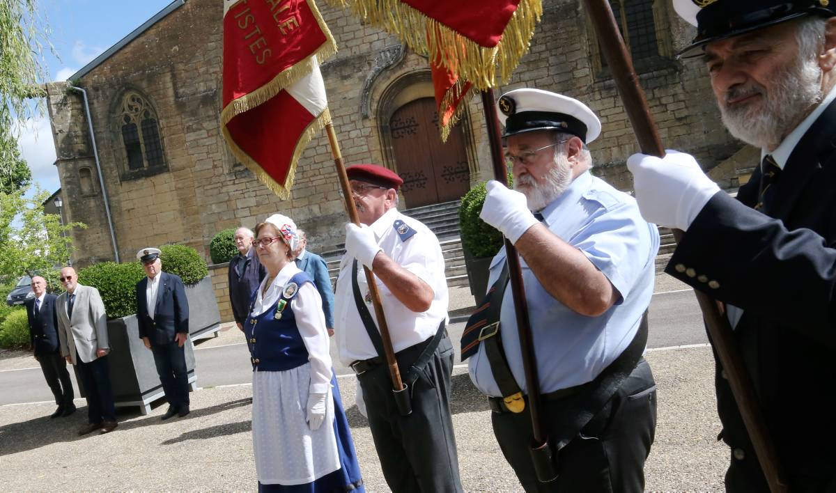 Briey-ceremonie-aux-marins002