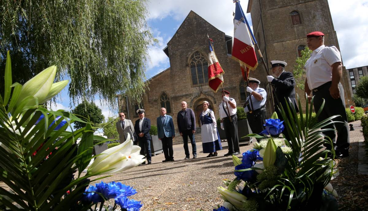 Briey-ceremonie-aux-marins007