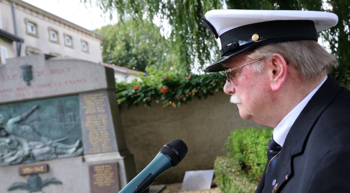 Briey-ceremonie-aux-marins009