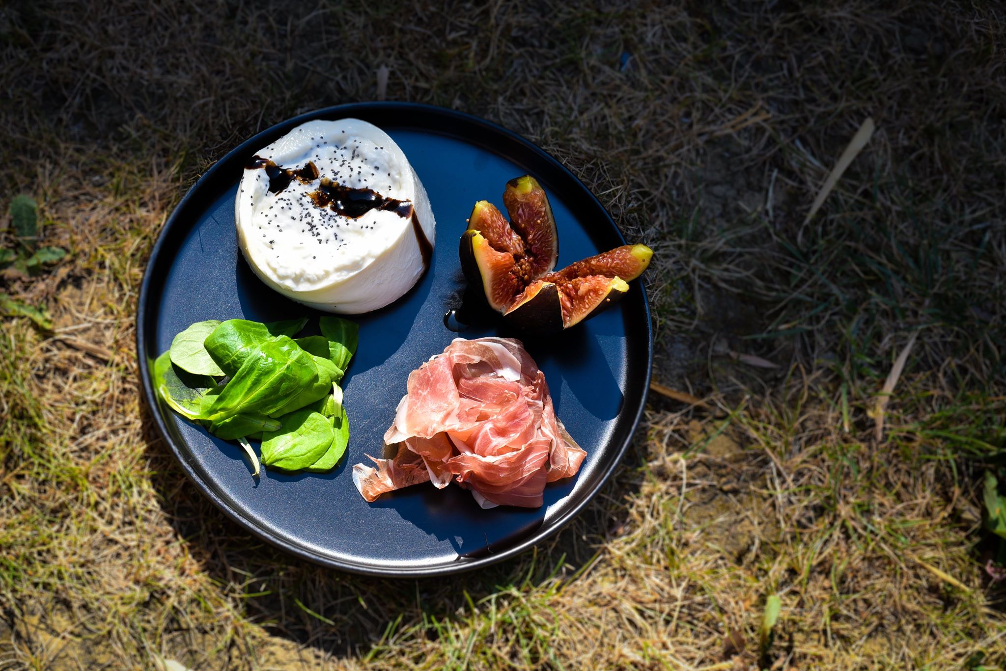 Burrata à la figue et jambon cru
