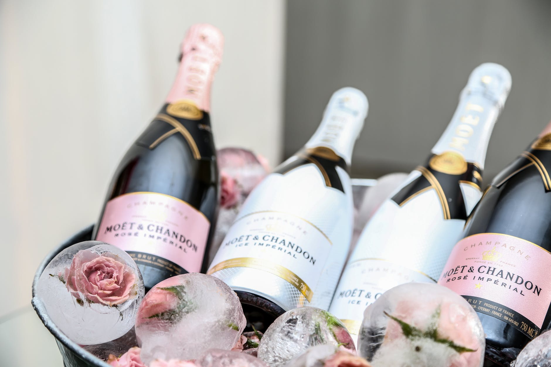 bouteilles de champagnes rose mariage lyon rhone alpes