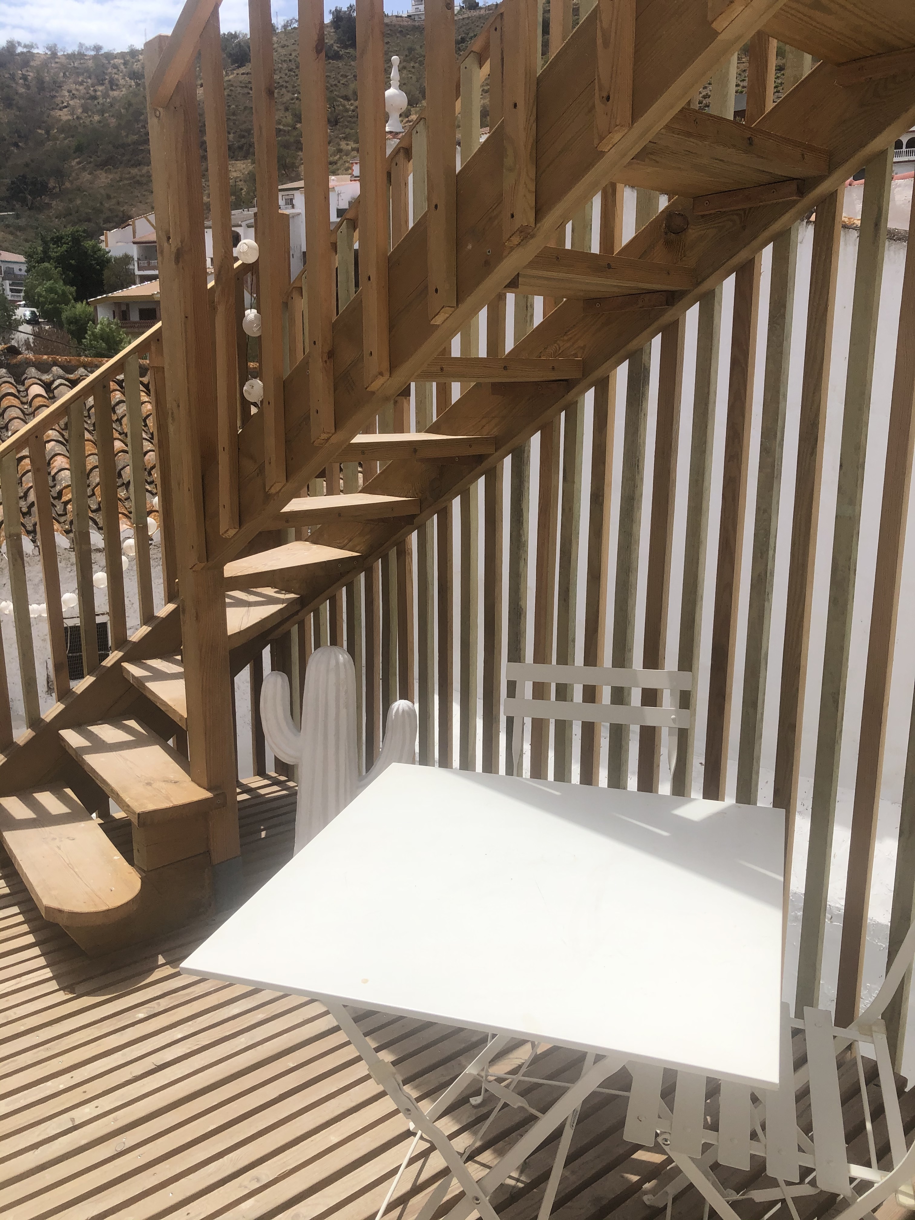 Escalier menant au toit-terrasse