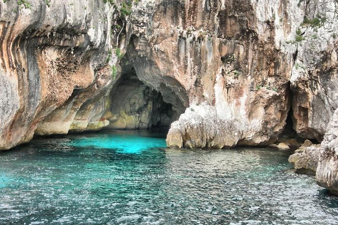 Grotte-Neptune