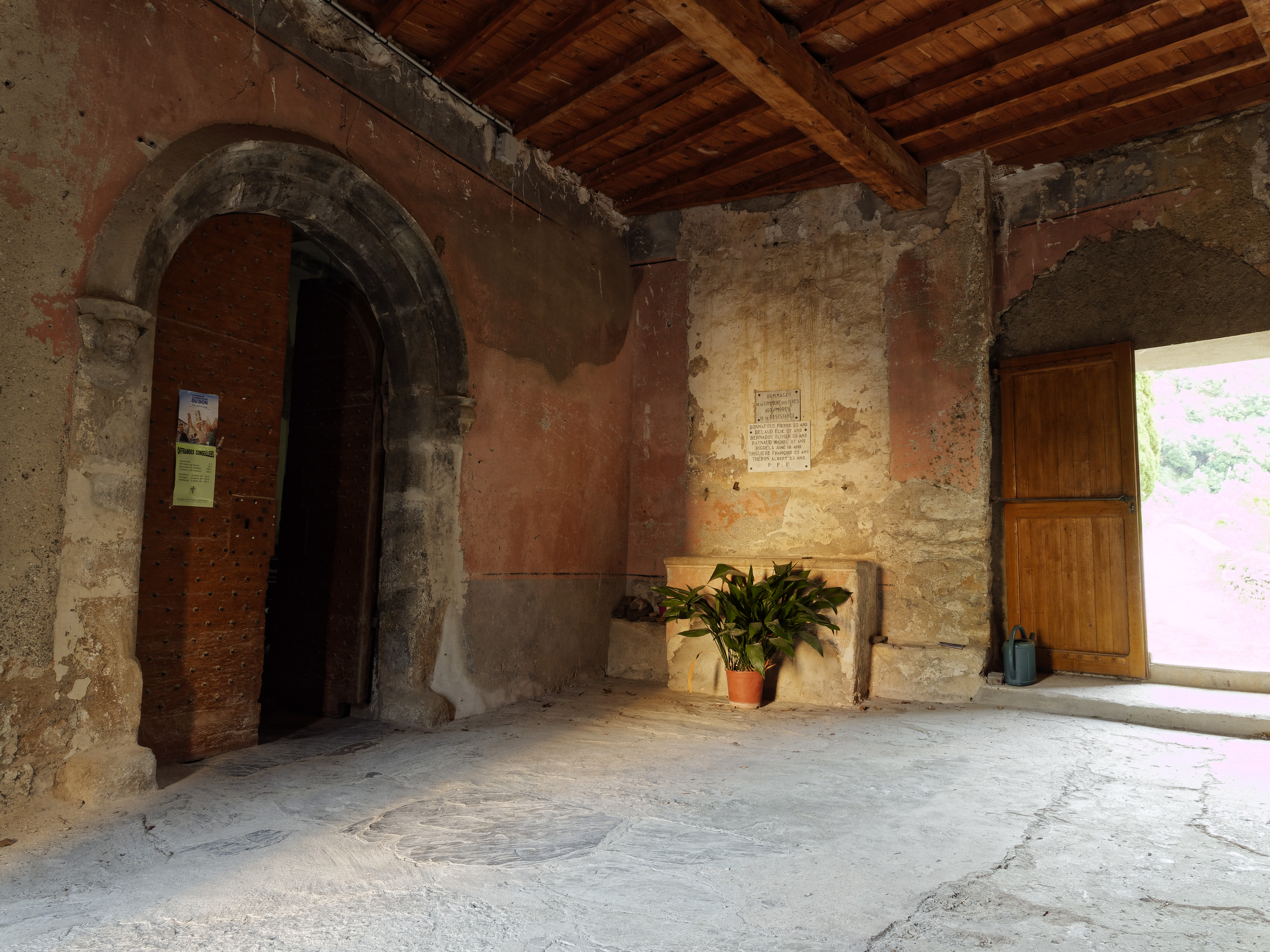 Eglise4 les ilhes
