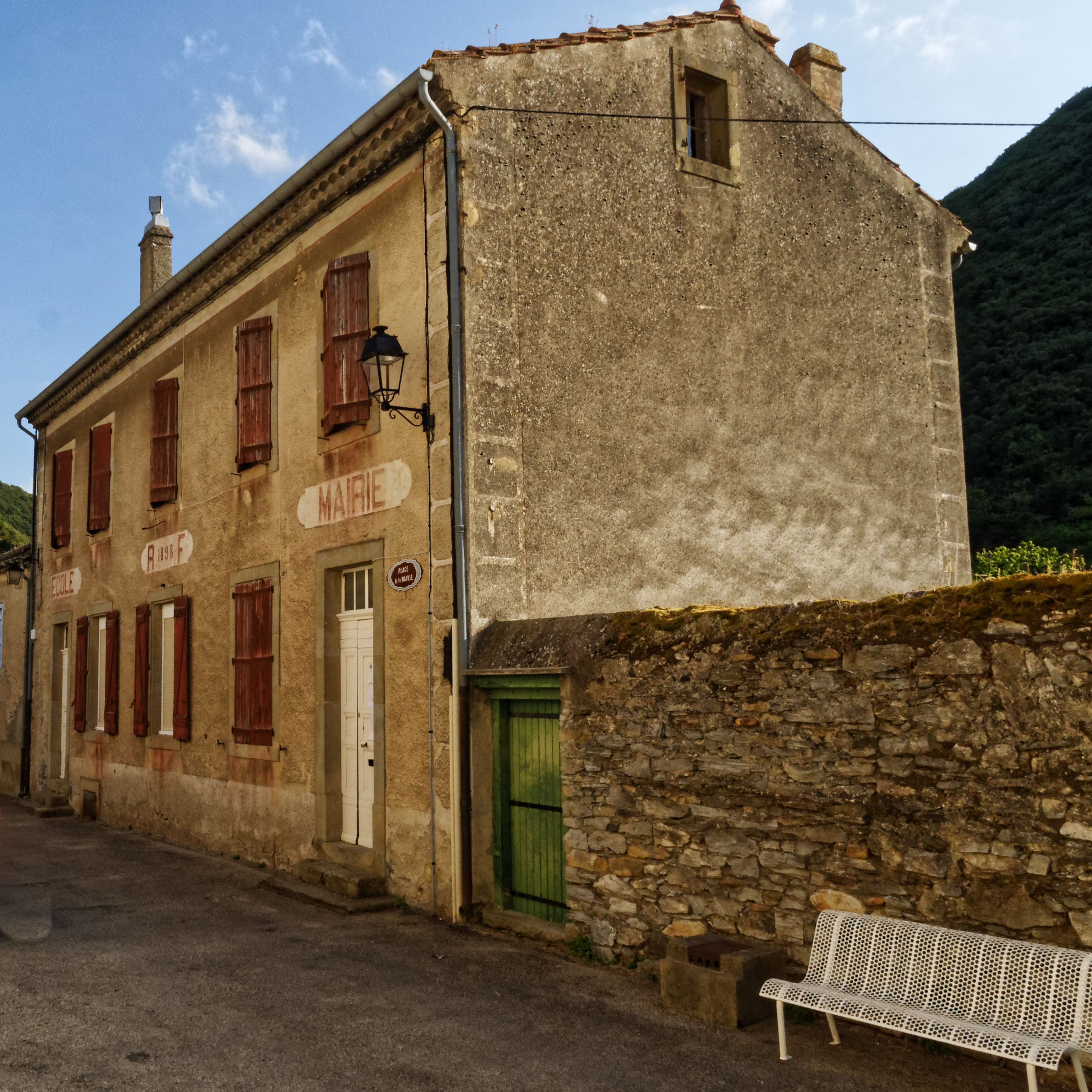 Mairie2 les ilhes