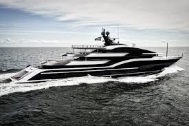 Yacht-1