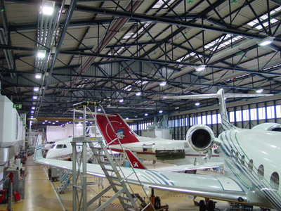 Hangar01
