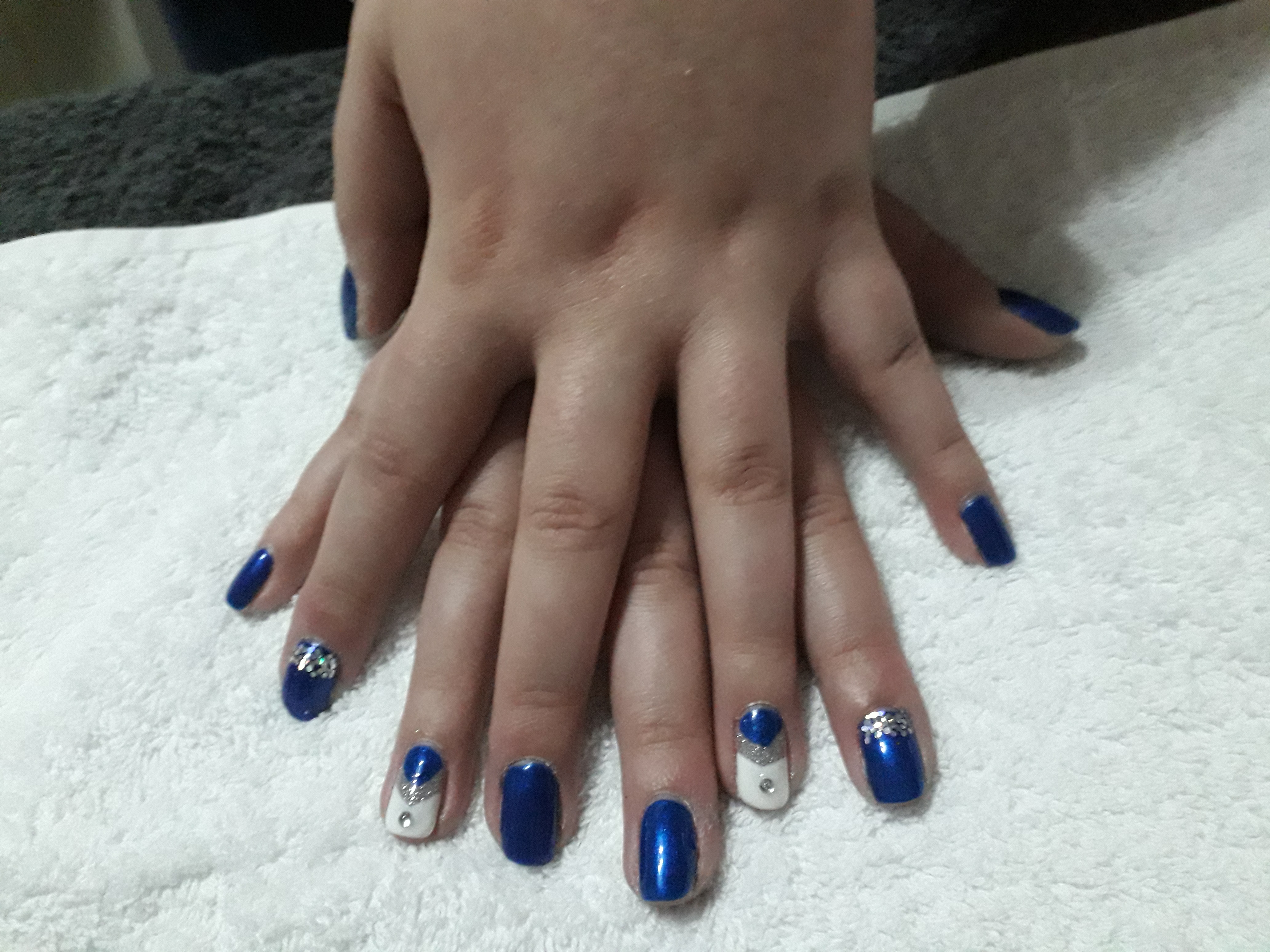 Vernis semi permanent classique ou french