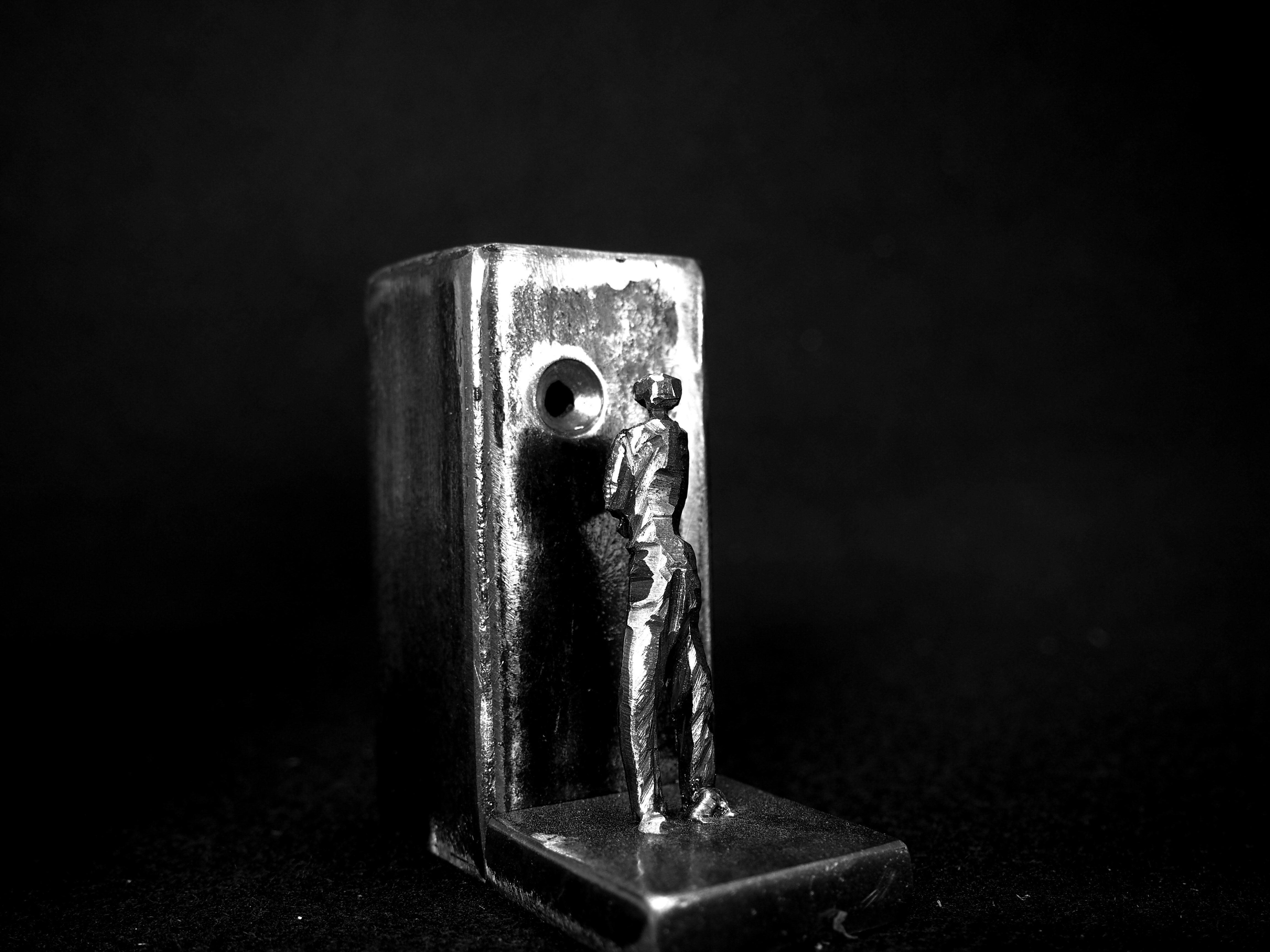 A Travers, Acier, 7cm