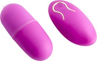 Cet "œuf" vibrant sans fil dispose d'un total de 10 positions vibrantes différentes qui peuvent être contrôlées avec la télécommande sans fil. Les positions varient d'une position de vibration douce à une position de vibration très forte, vous pouvez tout contrôler avec la télécommande sans fil fournie avec l'œuf jusqu'à 20 mètres de distance.