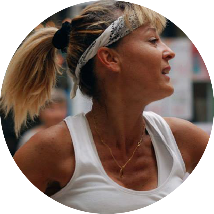 Corrine, coach diplomée au club associatif Beefit danse et fitness 
