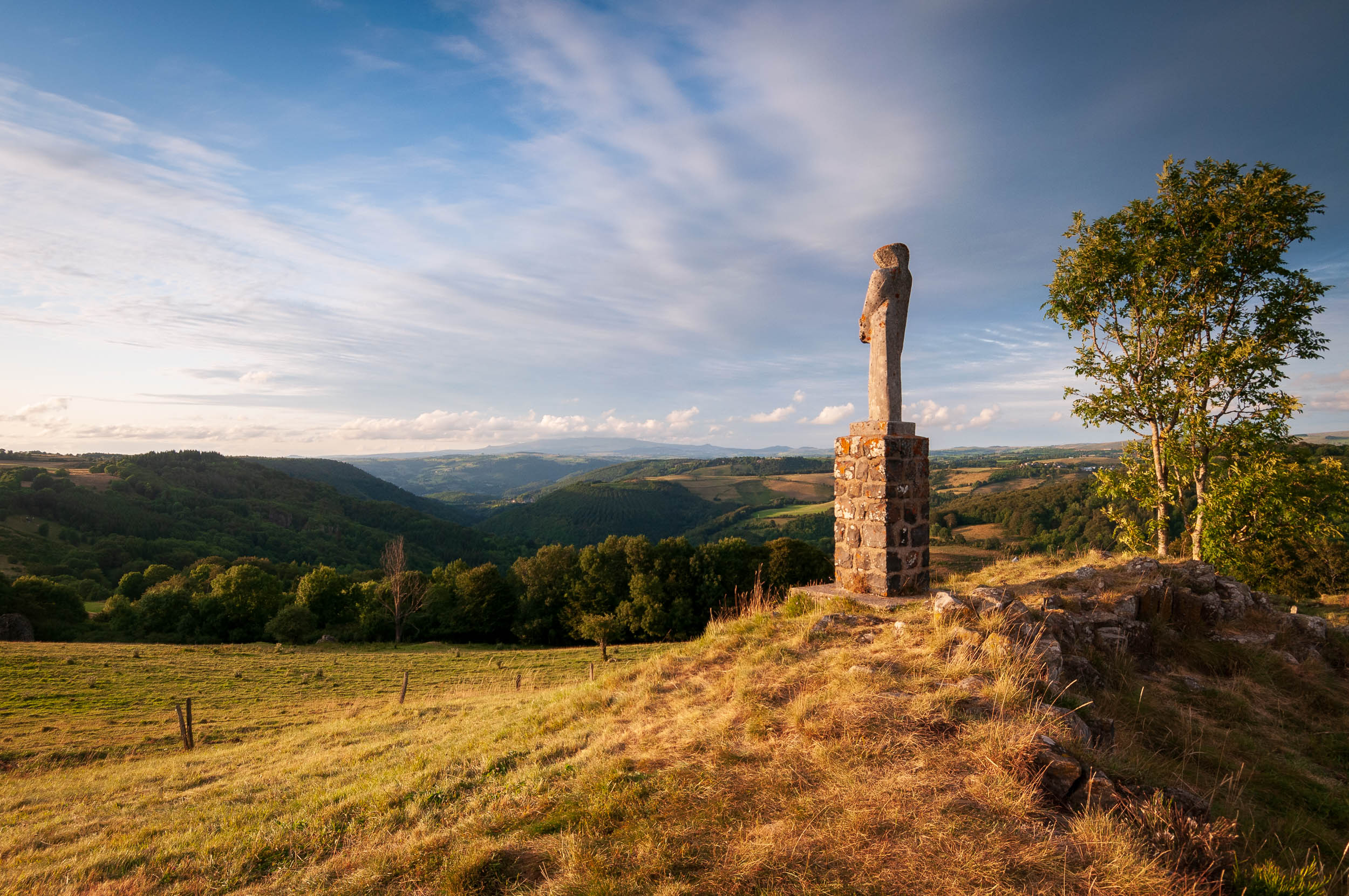 Vélorail du Cézallier Cantal Auvergne activité ludique sportif pour découvrir le Cantal autrement