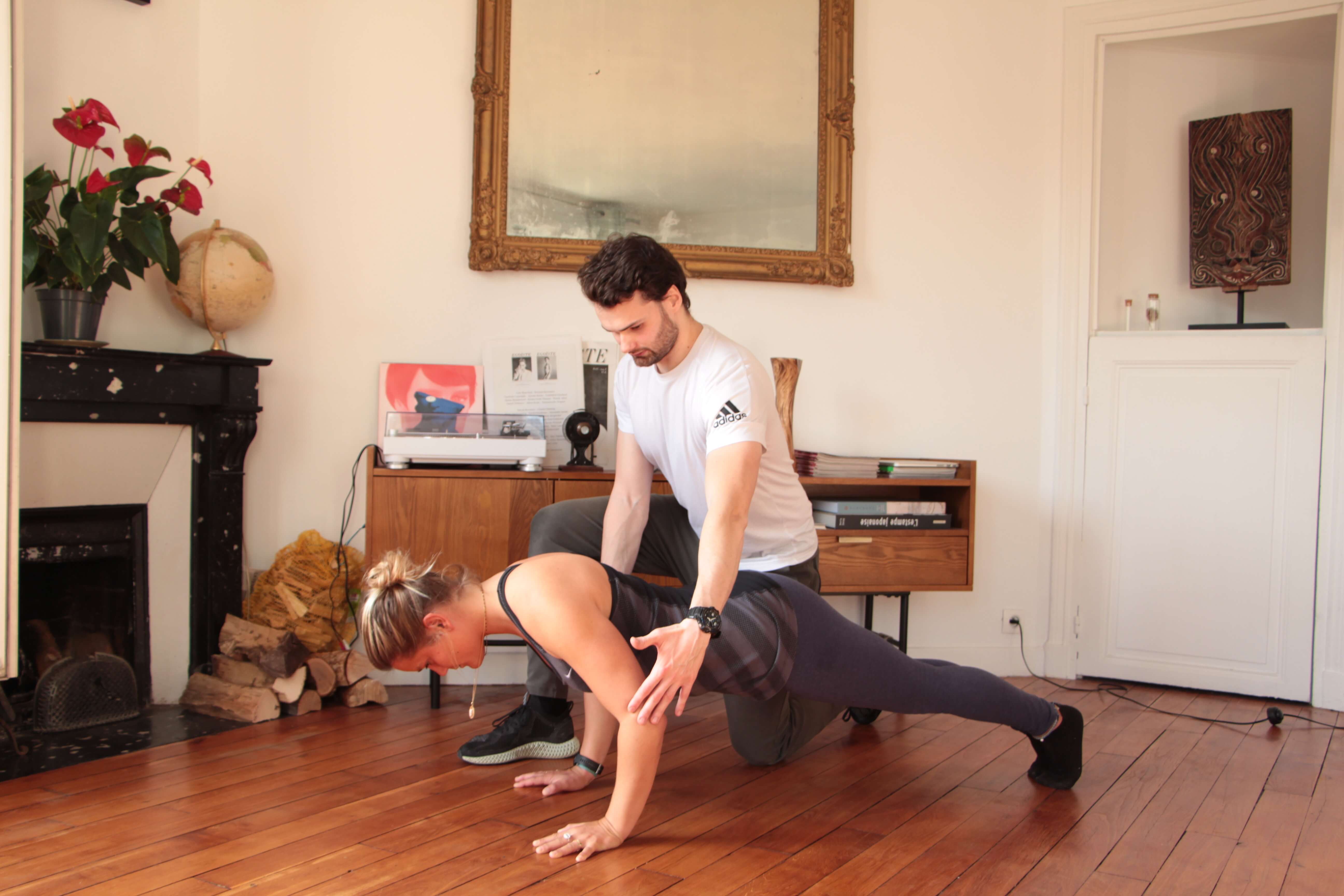 Coach sportif perte de poids à domicile Paris — séance de renforcement musculaire avec Alexis Glomeron