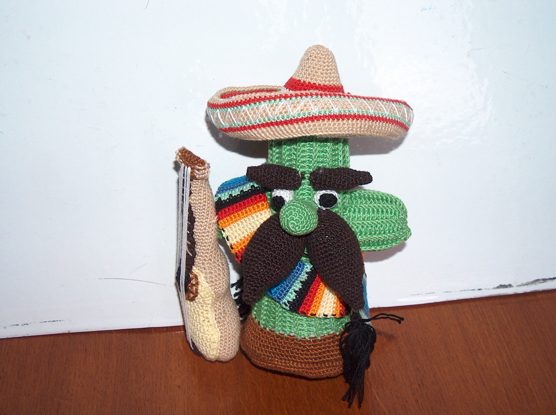 Cactus-guitare-crochet