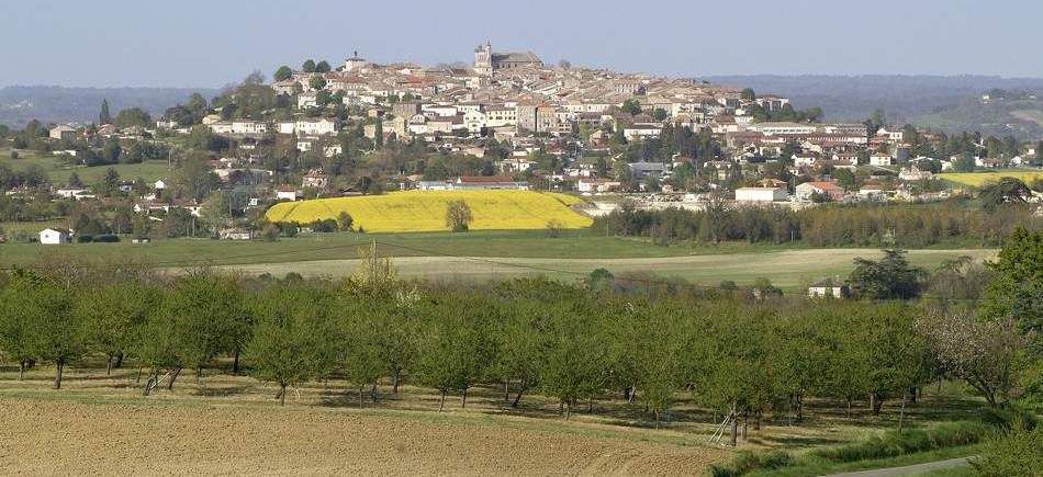 Bastide-de-monflanquin-vue-d-ensemble