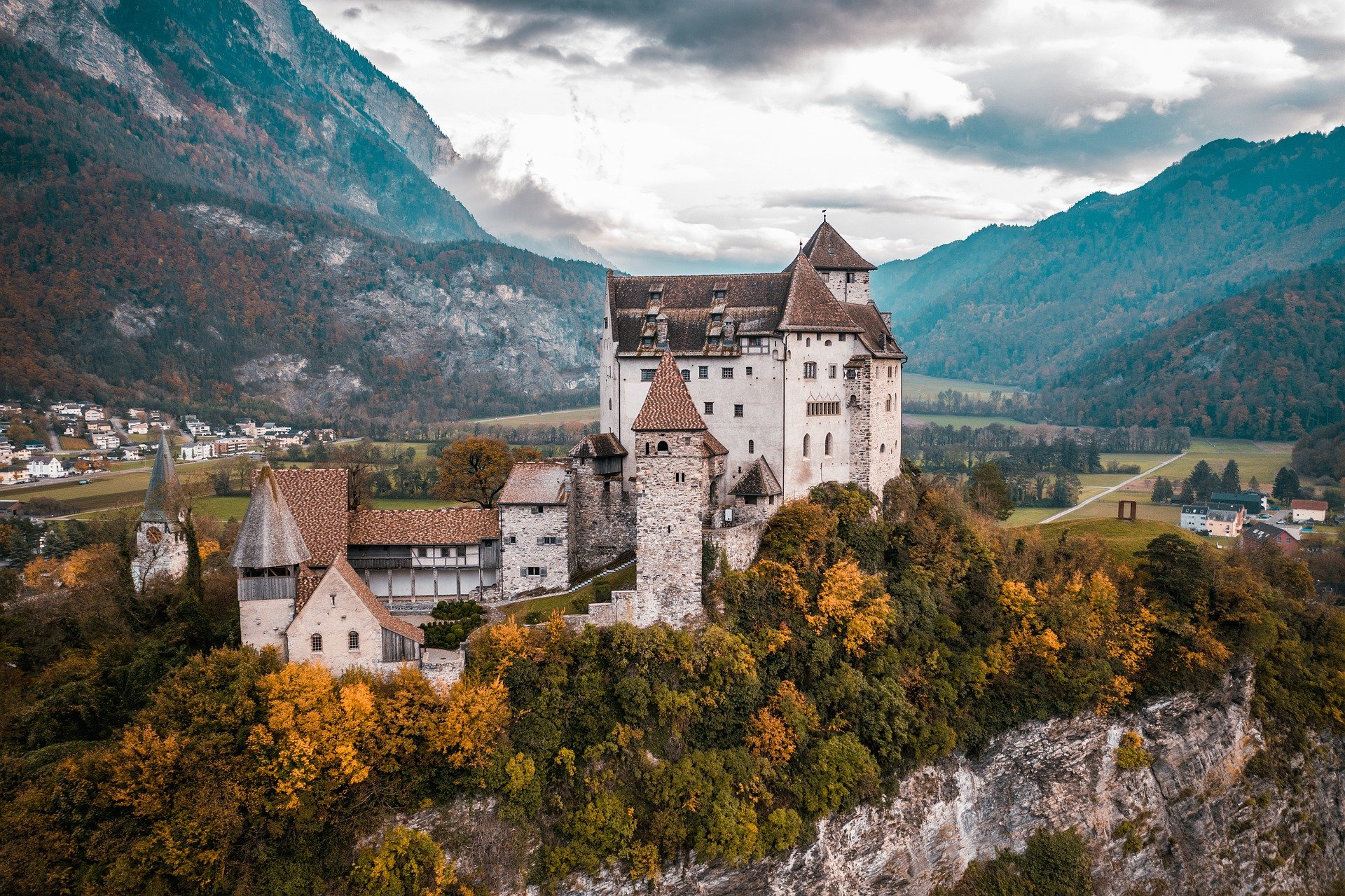 Castle-5693094 1920