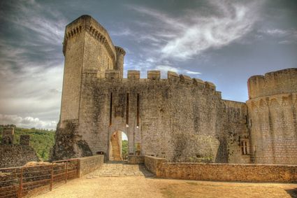 Bonaguil 7 chateau frankrijk lot garonne vakantiepark village des cigales gezin zwembad