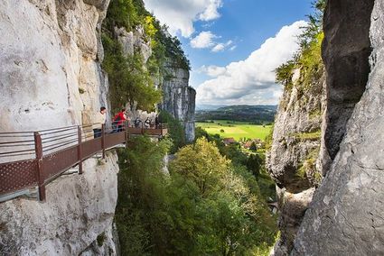 Sortie grotte inferieure