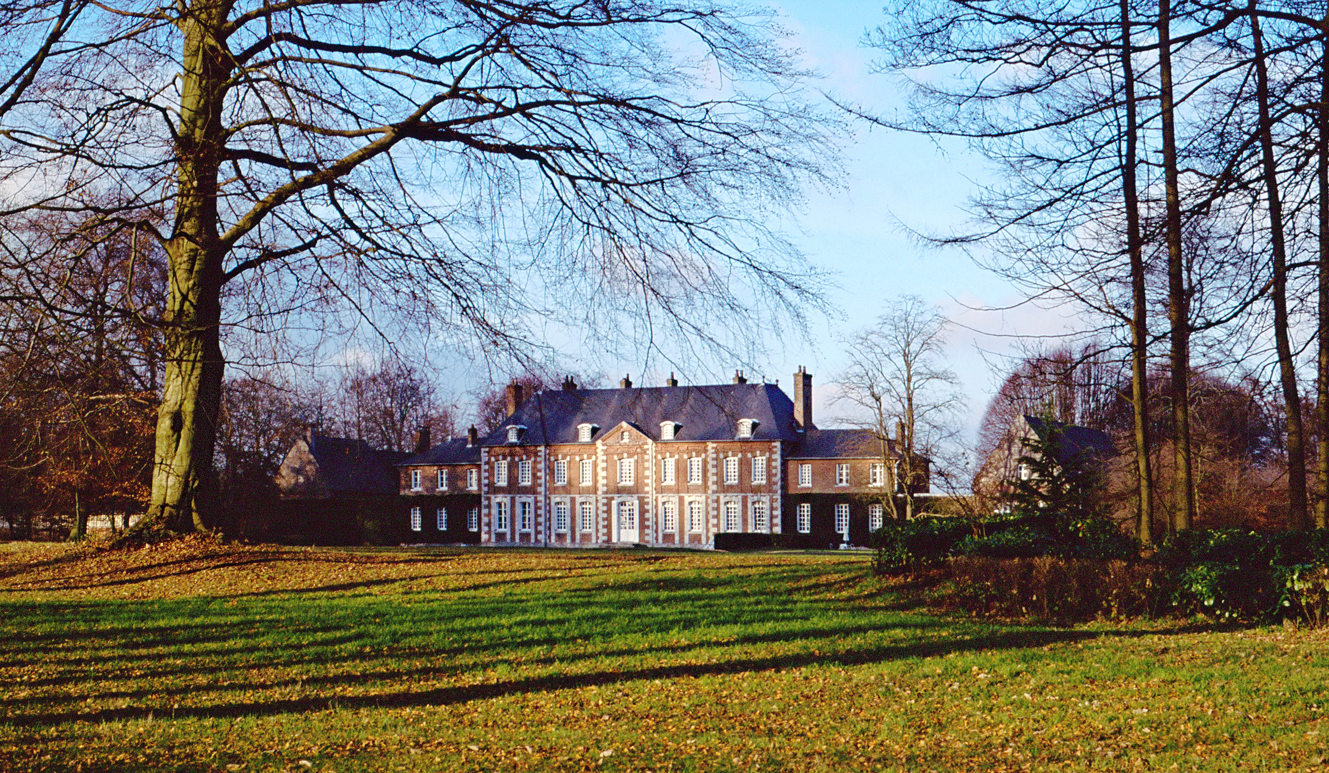 Chateau-de-Criquetot-Automne-web