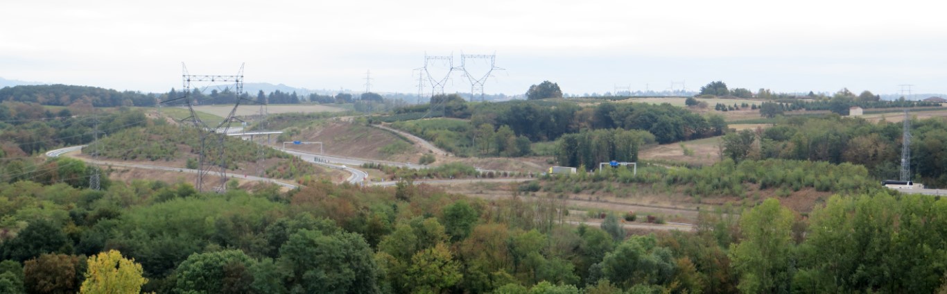 Panorama-plantations-tour-de-salvagny-Moyen-