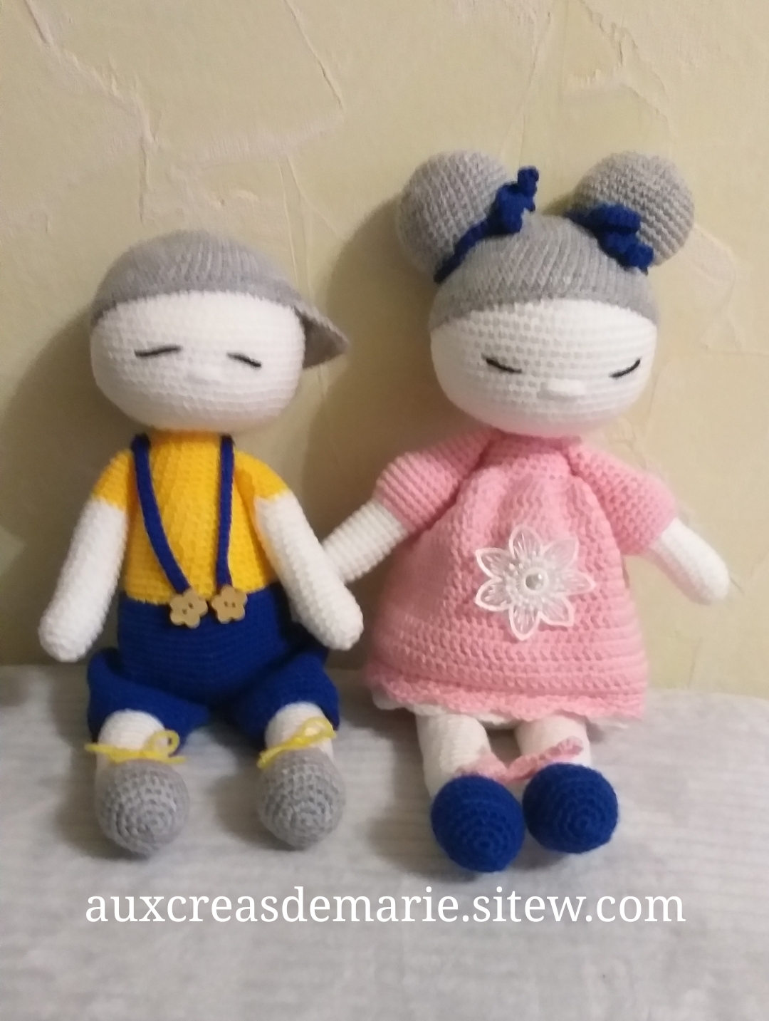 ELLIOT ET INGRID 15 EUROS CHACUN