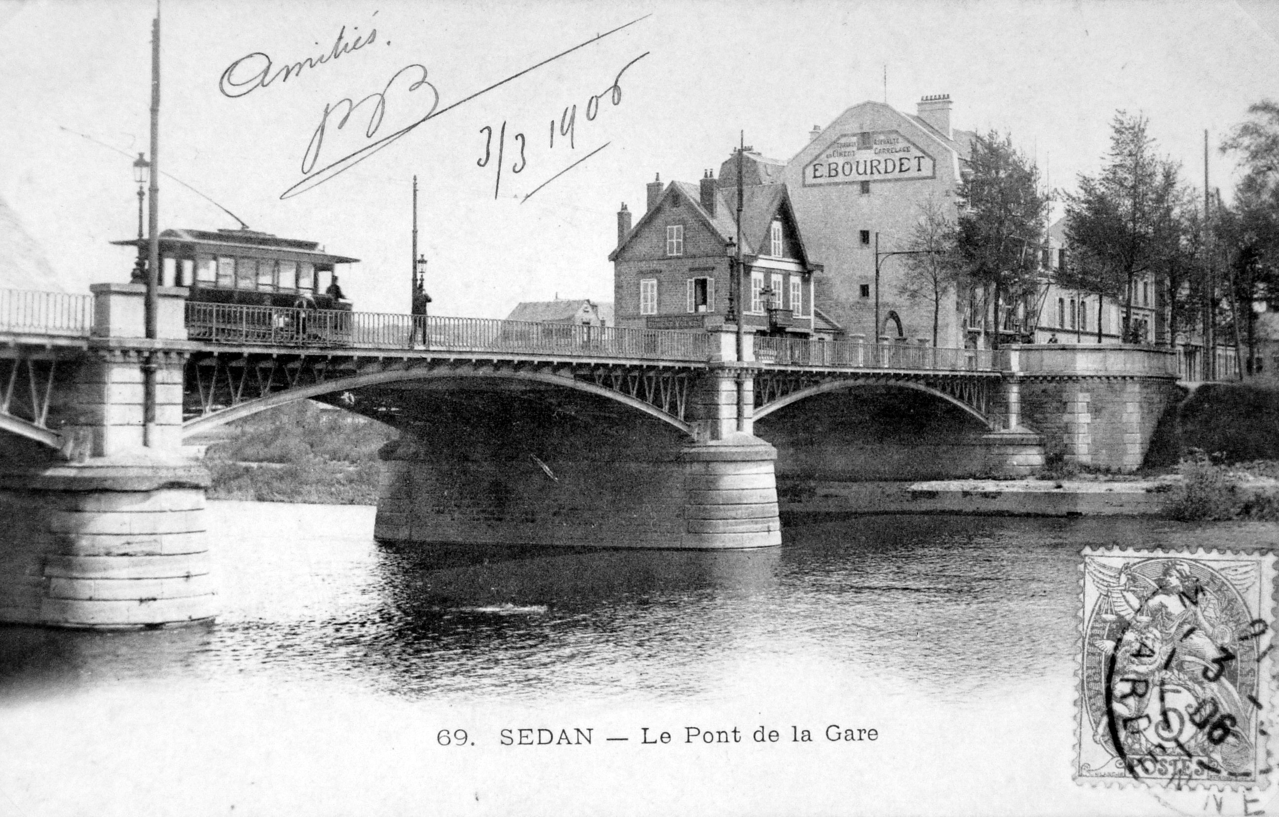 Tram de sedan pont de la gare