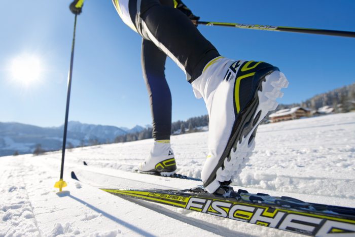 Cross-country-skiing-624246-700x467