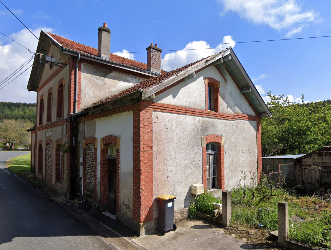 La-gare-d-Illy-Olly-de-nos-jours