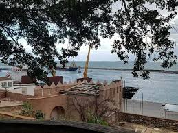 Images 12 