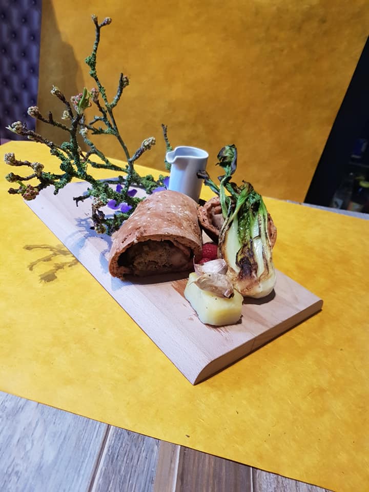 142115000 103167181787346 267708839201620231 n