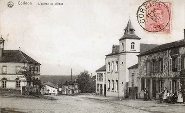 Corbion-l-entre-e-du-village-voie-du-tram-