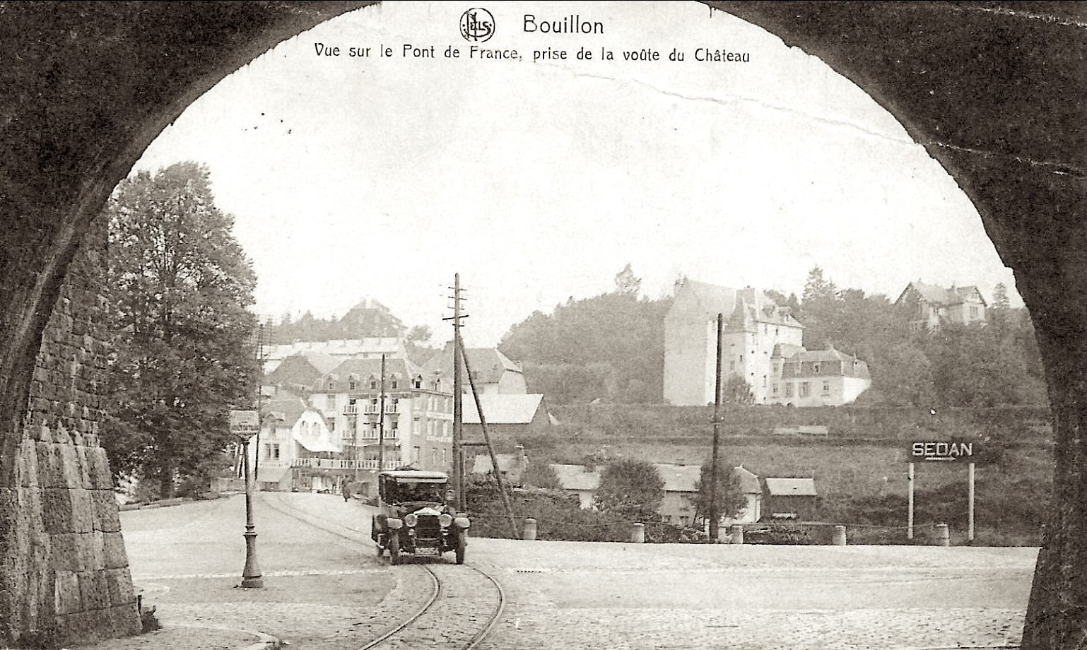 Bouillon voies tram