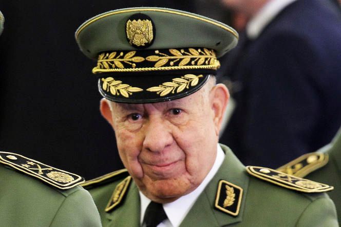 Les généraux algériens relancent la guerre des mémoires avec la France 