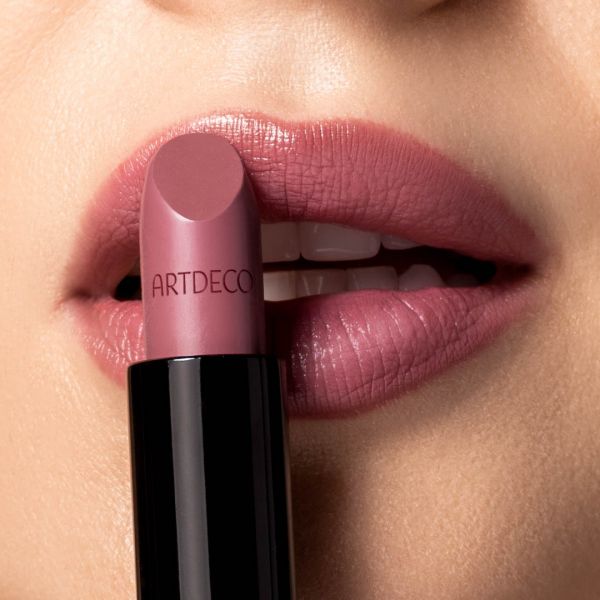 1259e3c393f5bc08238cc01a90857d2315f7d017 202011 mofa fs 13 825 perfect color lipstick art 12 08 2 image functionality 1606390836 1