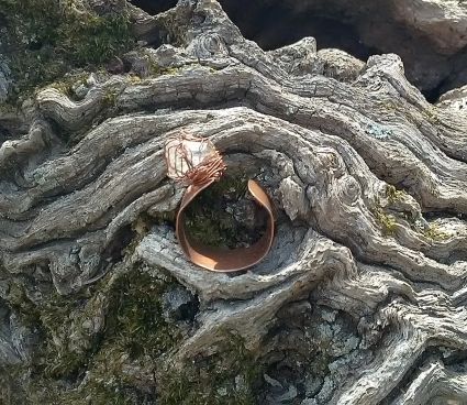 COMGHAL-Bague-cristal-de-roche-et-cuivre