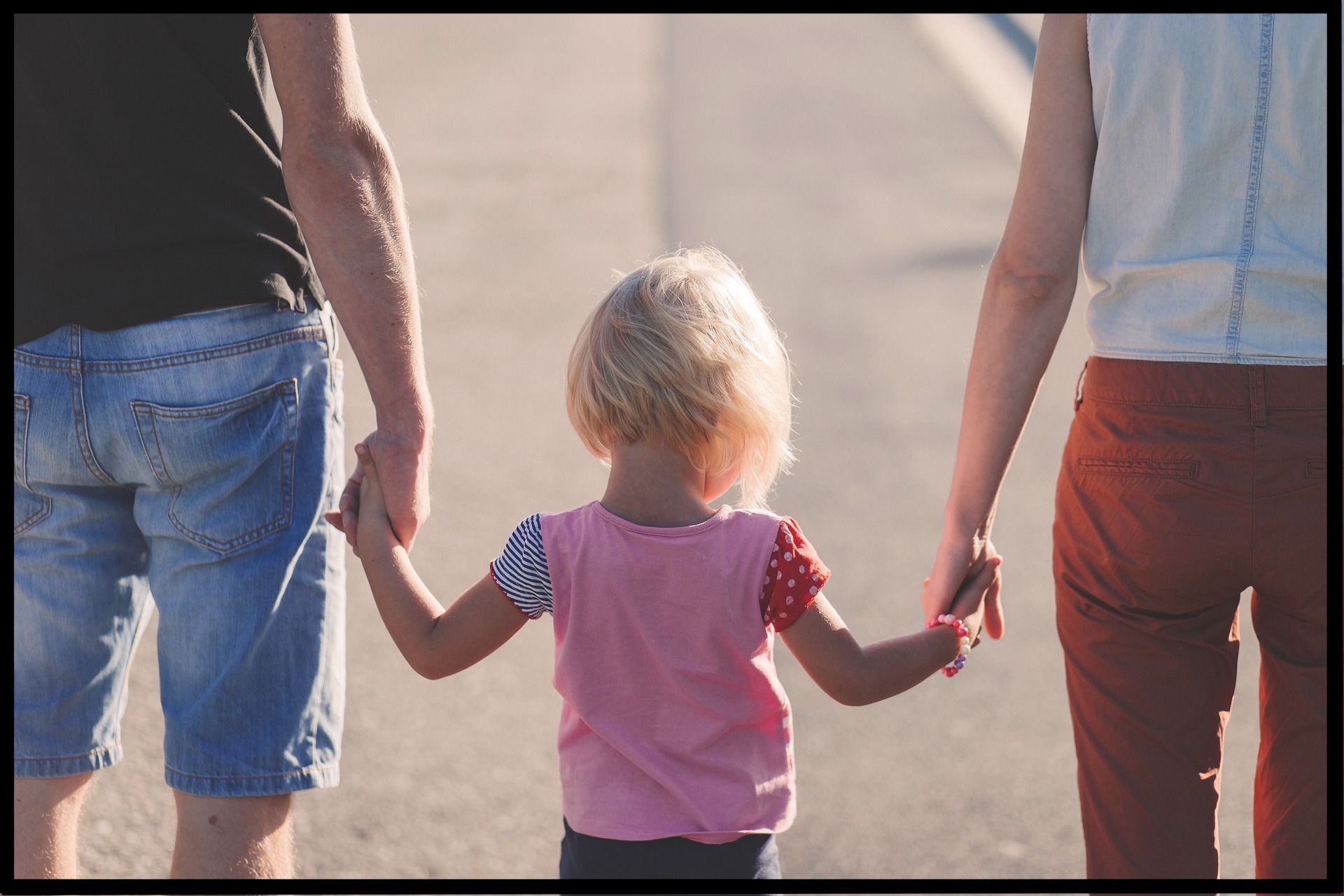 Family-1866868 1920