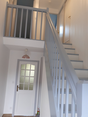Peinture escalier lambri mur plafond et boiserie   35 pont peant 