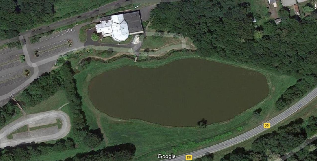 Plan-d-eau-des-forges-a-bourbriac