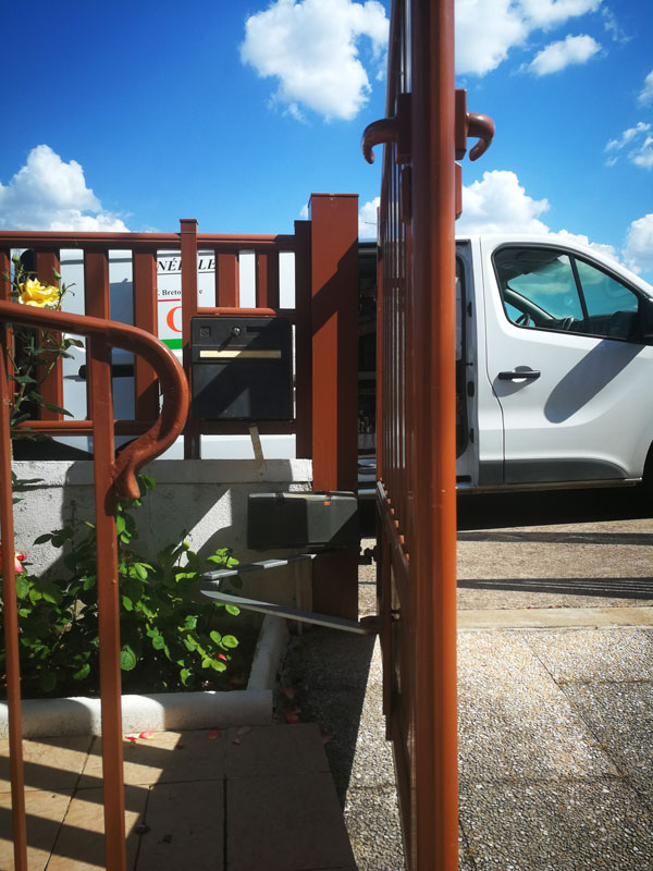 Portail electrique avant apres 2 