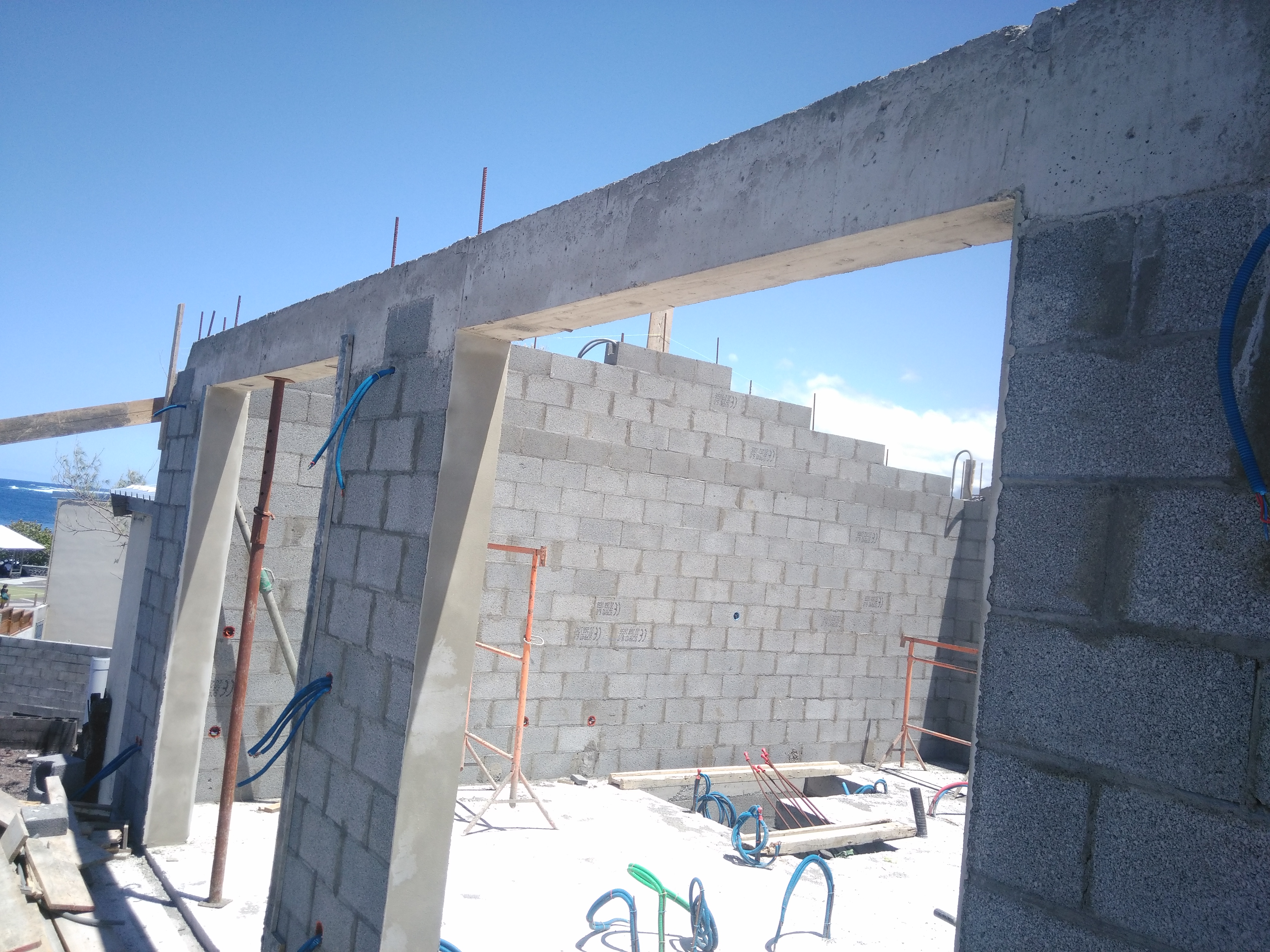 Entreprise construction reunion villa reunion villa moderne reunion batiment reunion entreprise construction tampon reunion entreprise batiment tampon reunion maison moderne construction