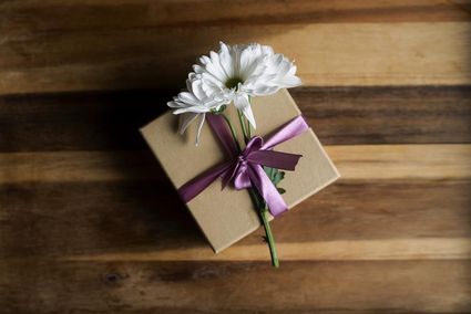 Gift box with flower