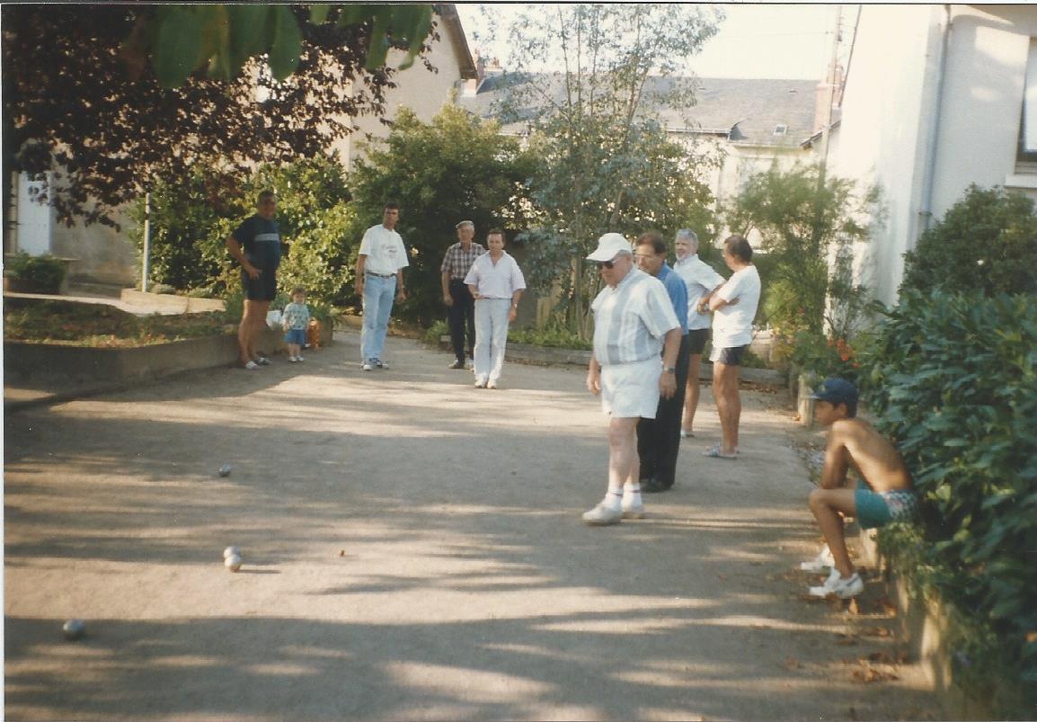 4-reunion-de-bureau-19910002