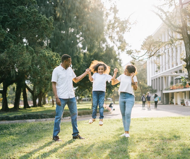 Le piège des parents parfaits : ces erreurs que nous faisons par amour !