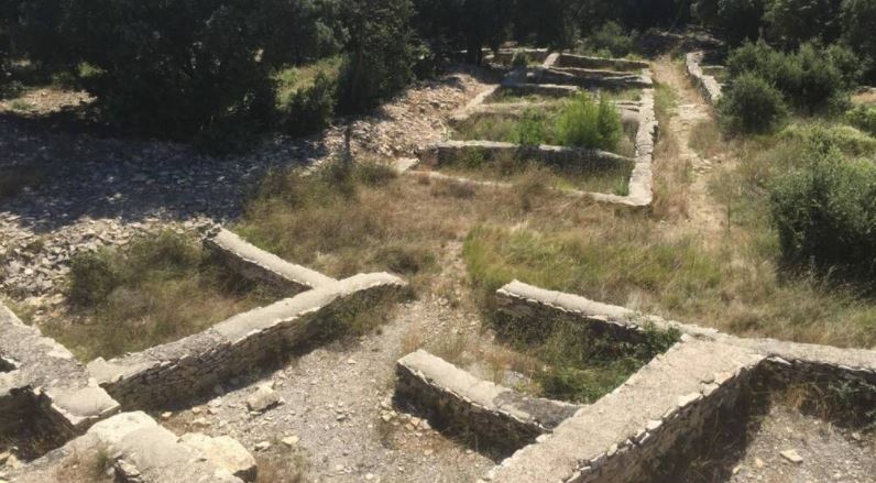 Oppidum-de-Nages-1