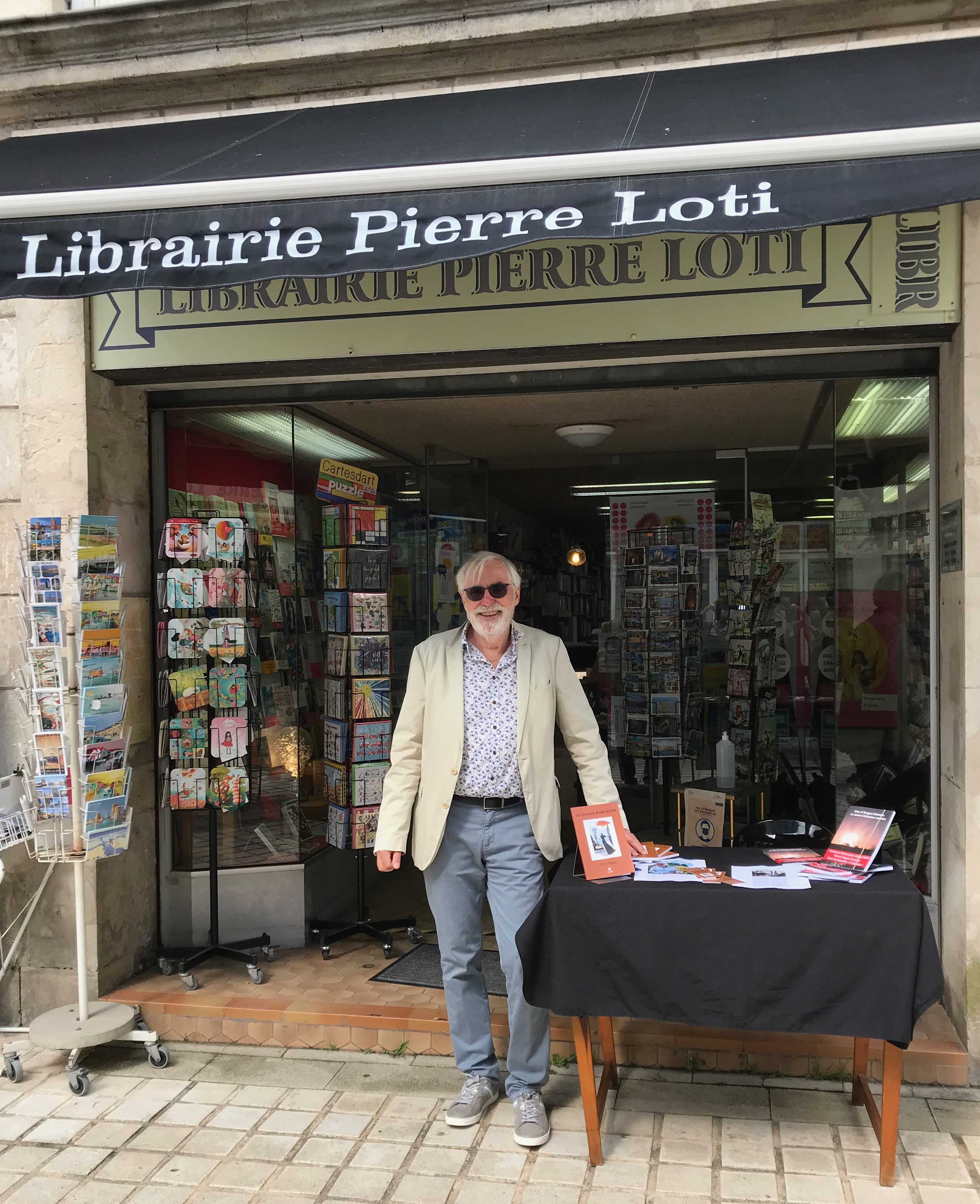 21 08 04 dedicaces librairie pierre loti