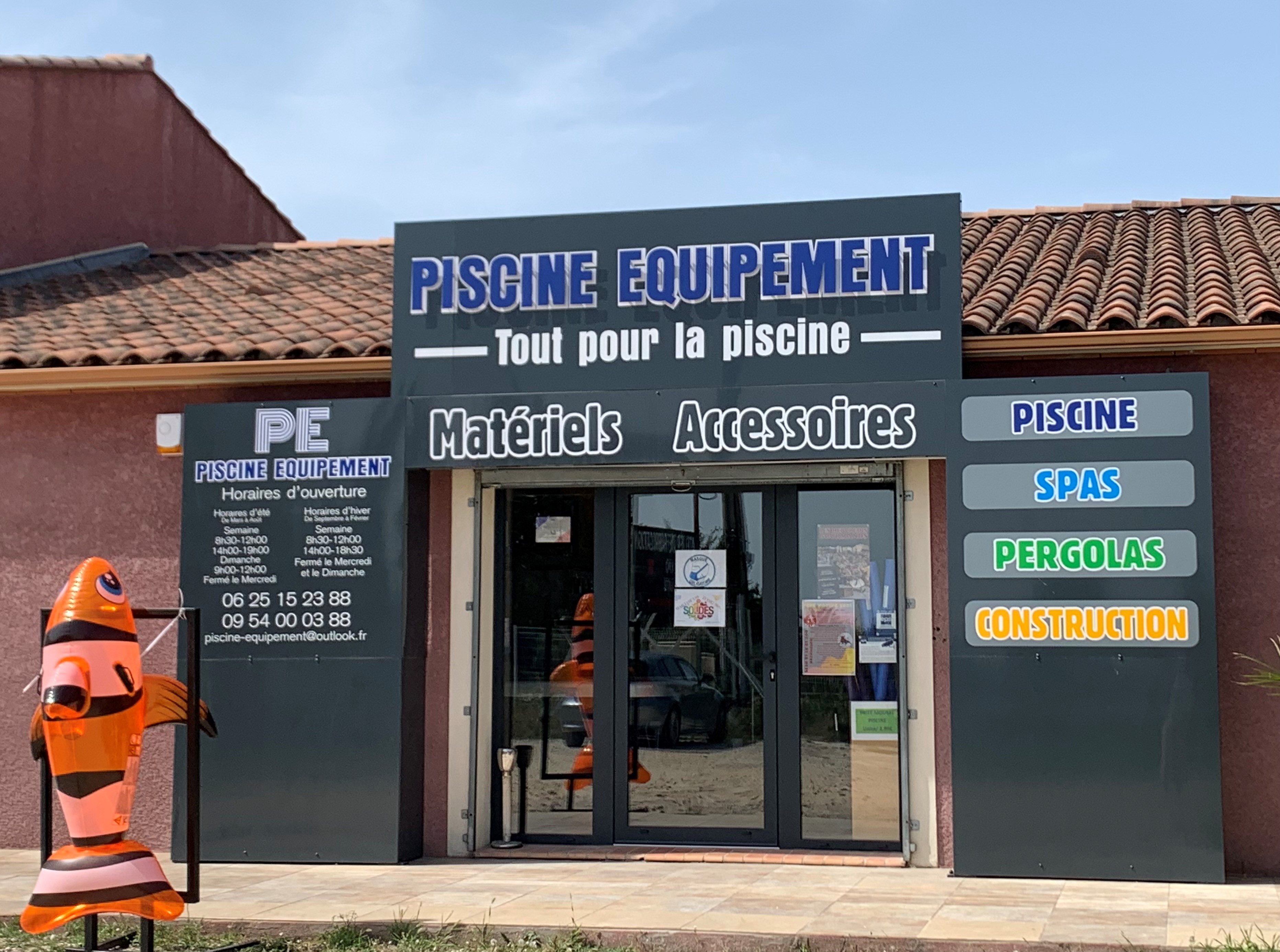 Vitrine exterieure 2021