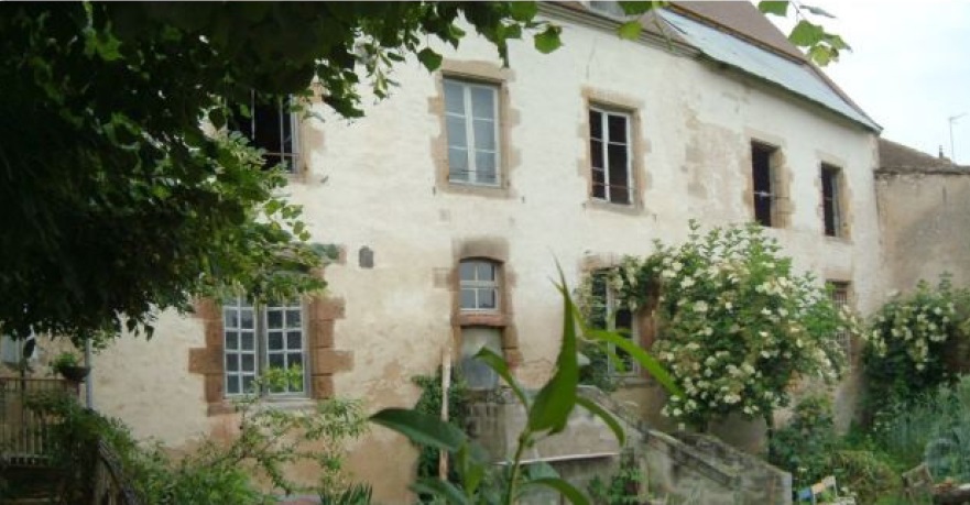 Le bâtiment principal des Ateliers du Chapeau Rouge
