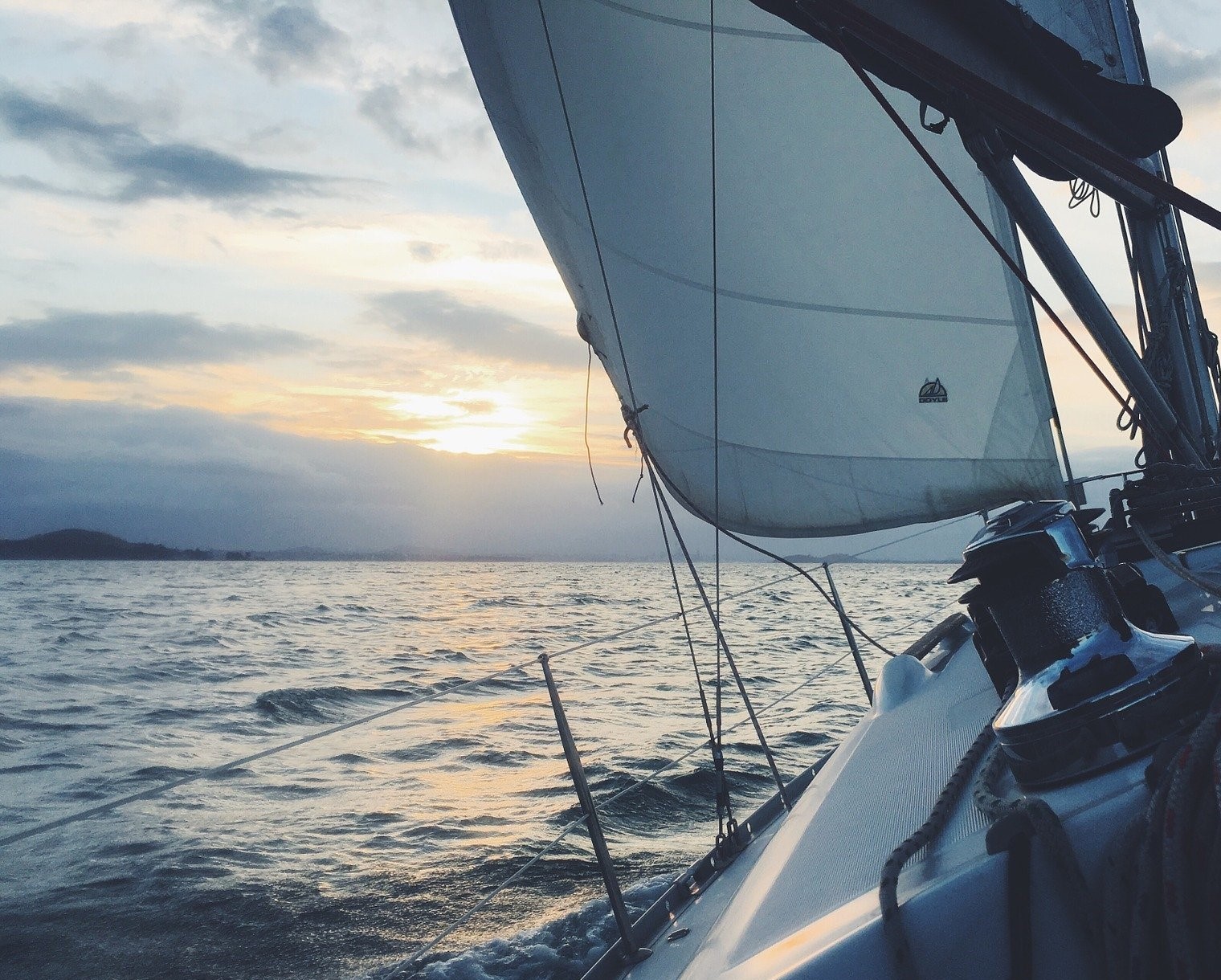 Sailboat-1149519 1920-cropped