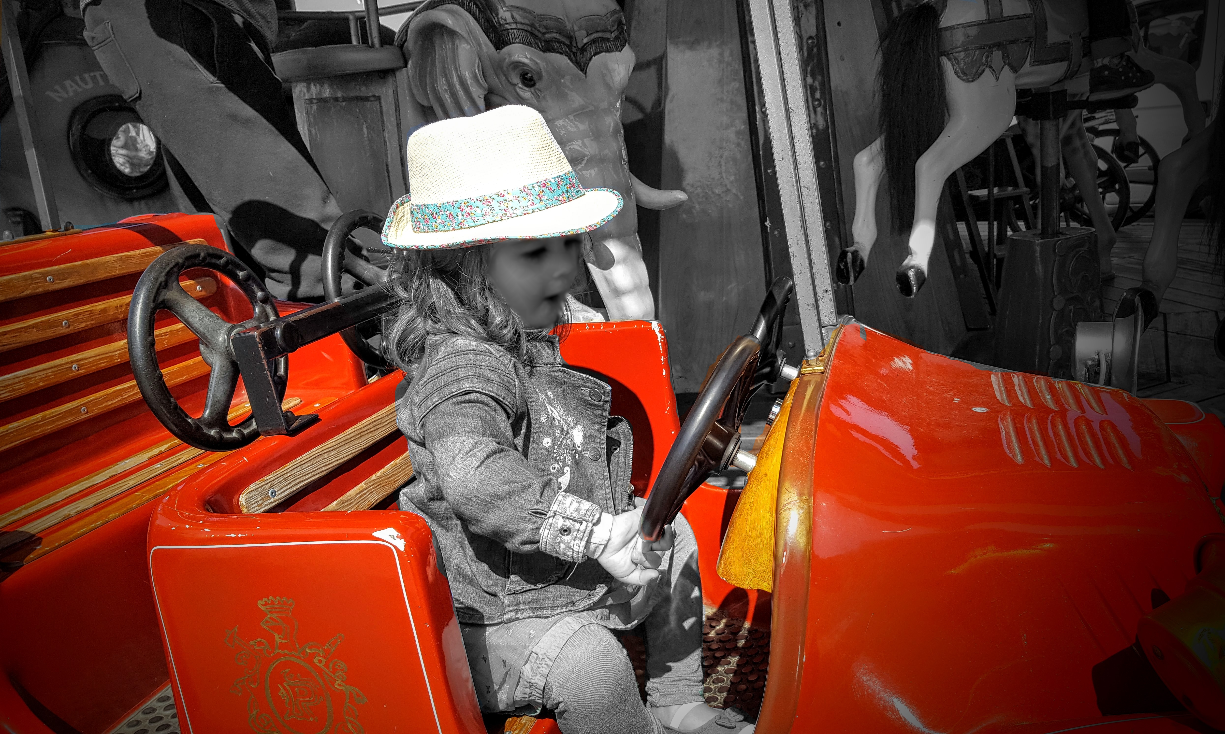 Ninna-voiture-rouge