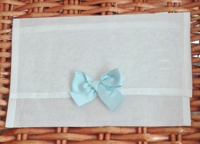 BLISS-pochette-organdi-noeud-ciel